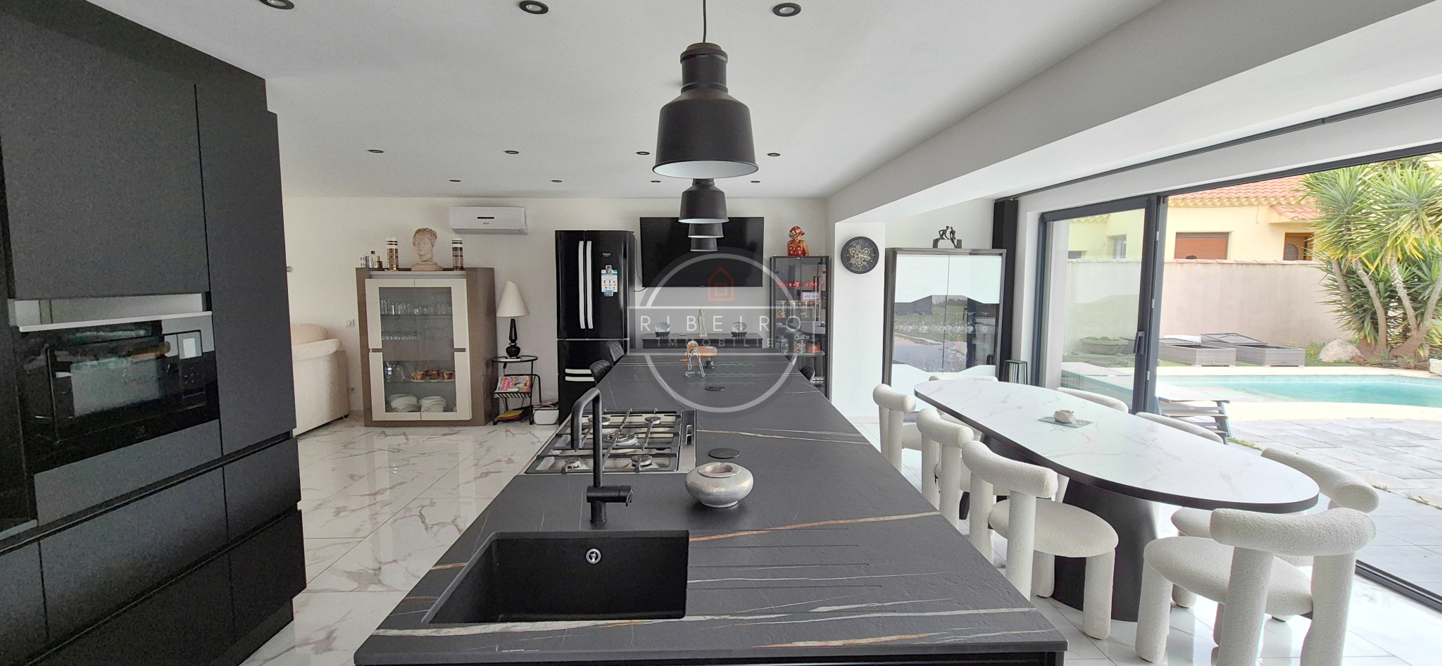 Villa familiale de type 5 pièces à vendre à Bessan