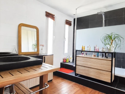 Maison d'exception à vendre au Grau d'Agde à 200 m des plages