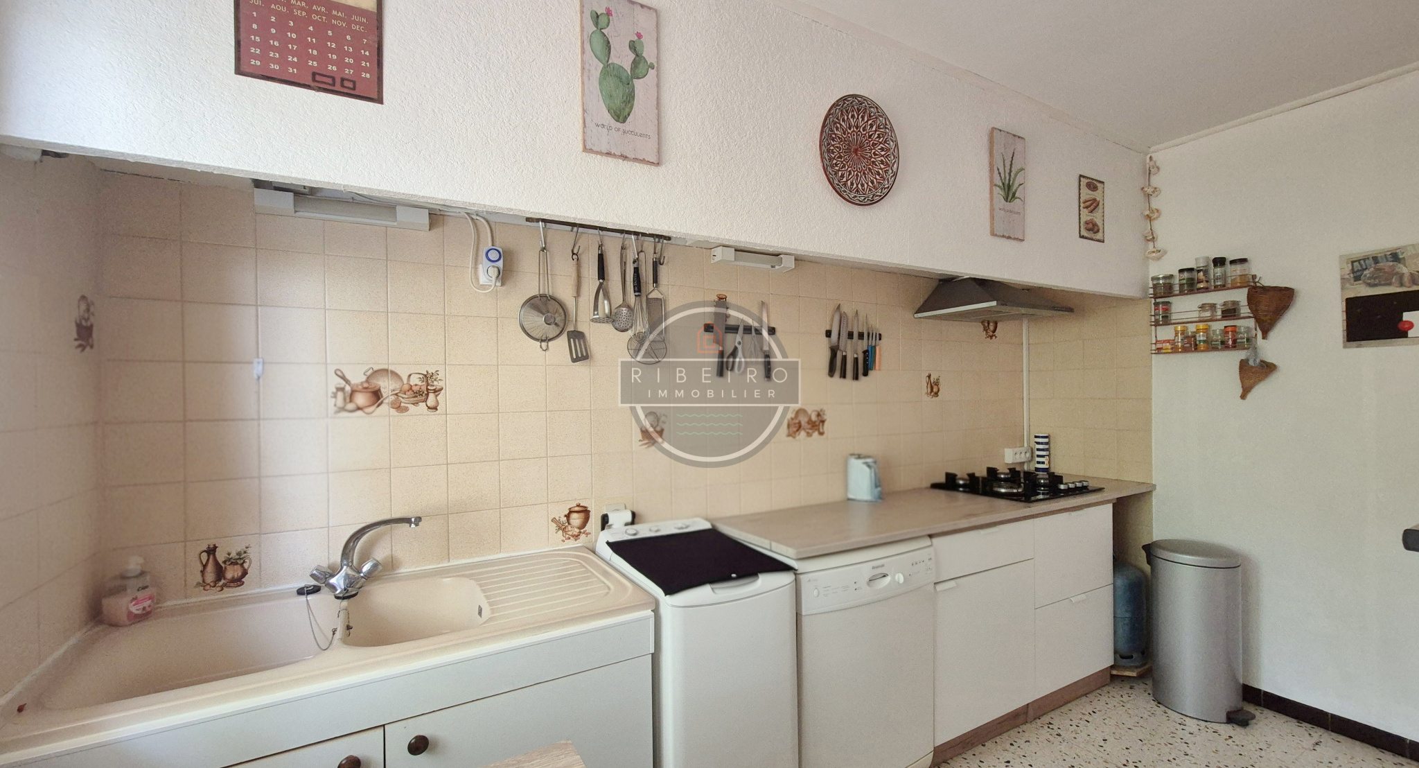 APPARTEMENT T3 — REZ-DE-CHAUSSÉE — TERRASSE PRIVATIVE 40 M2 —