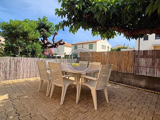 APPARTEMENT T3 — REZ-DE-CHAUSSÉE — TERRASSE PRIVATIVE 40 M2 —